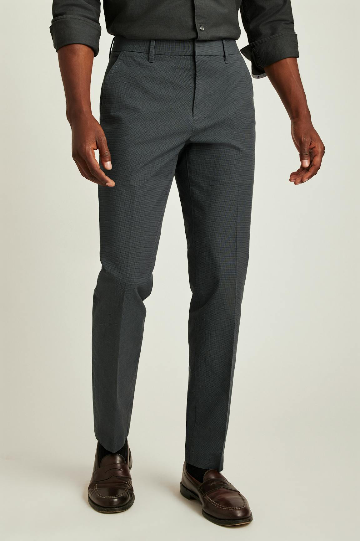 Weekday Warrior Dress Pants