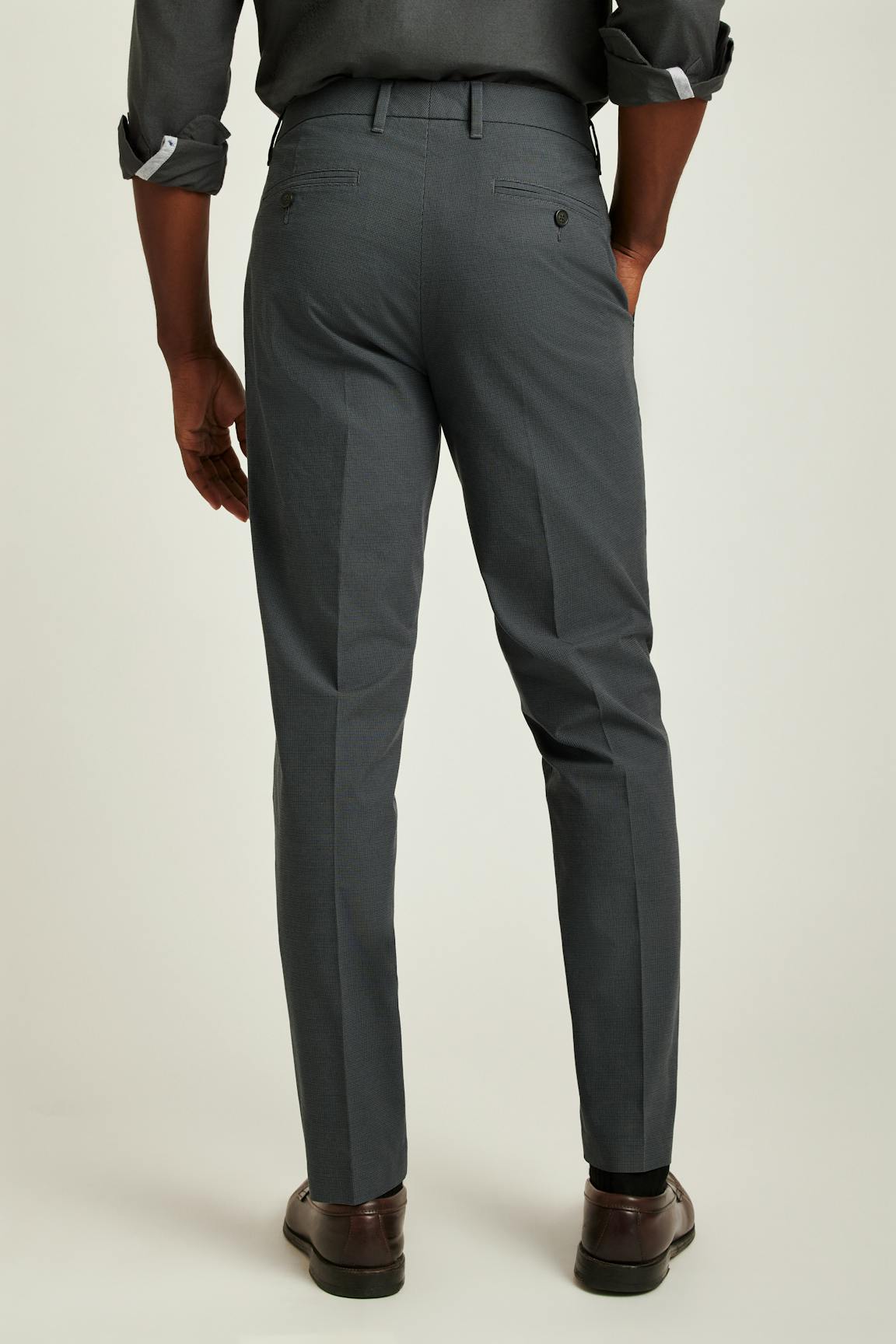 Weekday Warrior Dress Pants