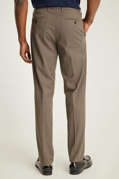 Weekday Warrior Dress Pants