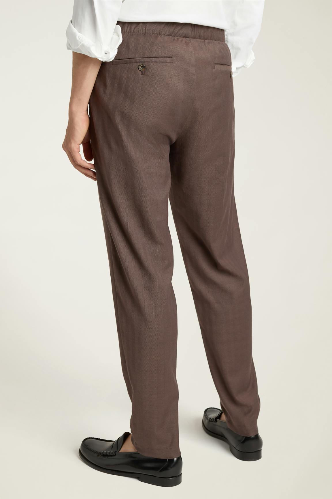 The Off Duty Pant