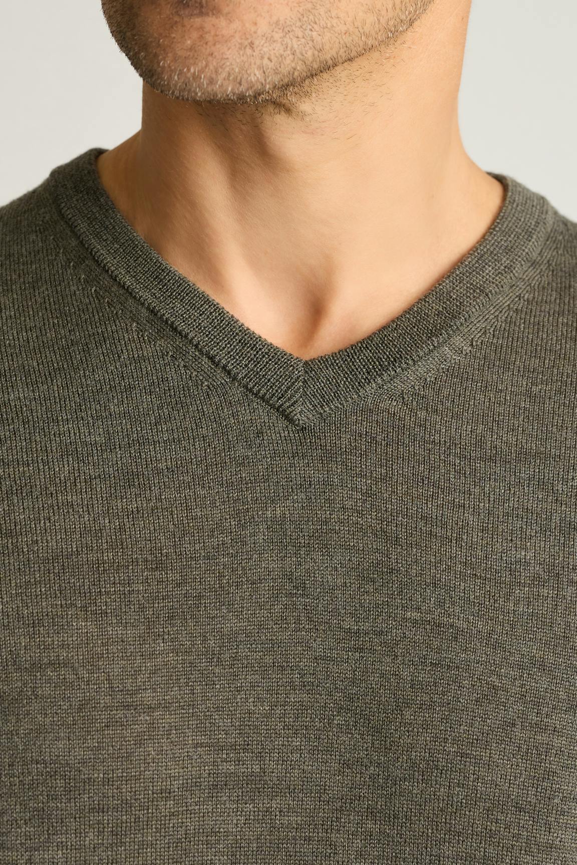 Washable Merino V-Neck Sweater
